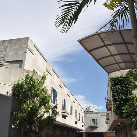 Beverly Garden Motel Chiayi Buitenkant foto